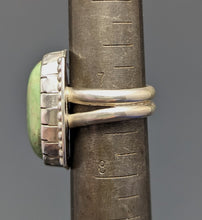 Load image into Gallery viewer, Turquoise Sterling Silver Ring size 7