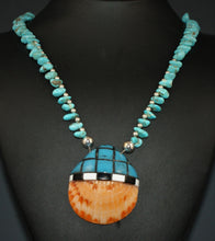 Load image into Gallery viewer, Santo Domingo Shell with Turquoise Necklace